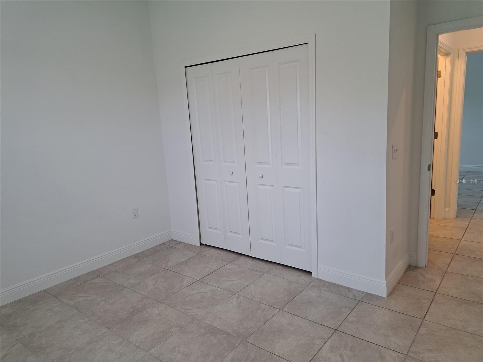 Image 16 of 39 For 16558 30th Terrace Road