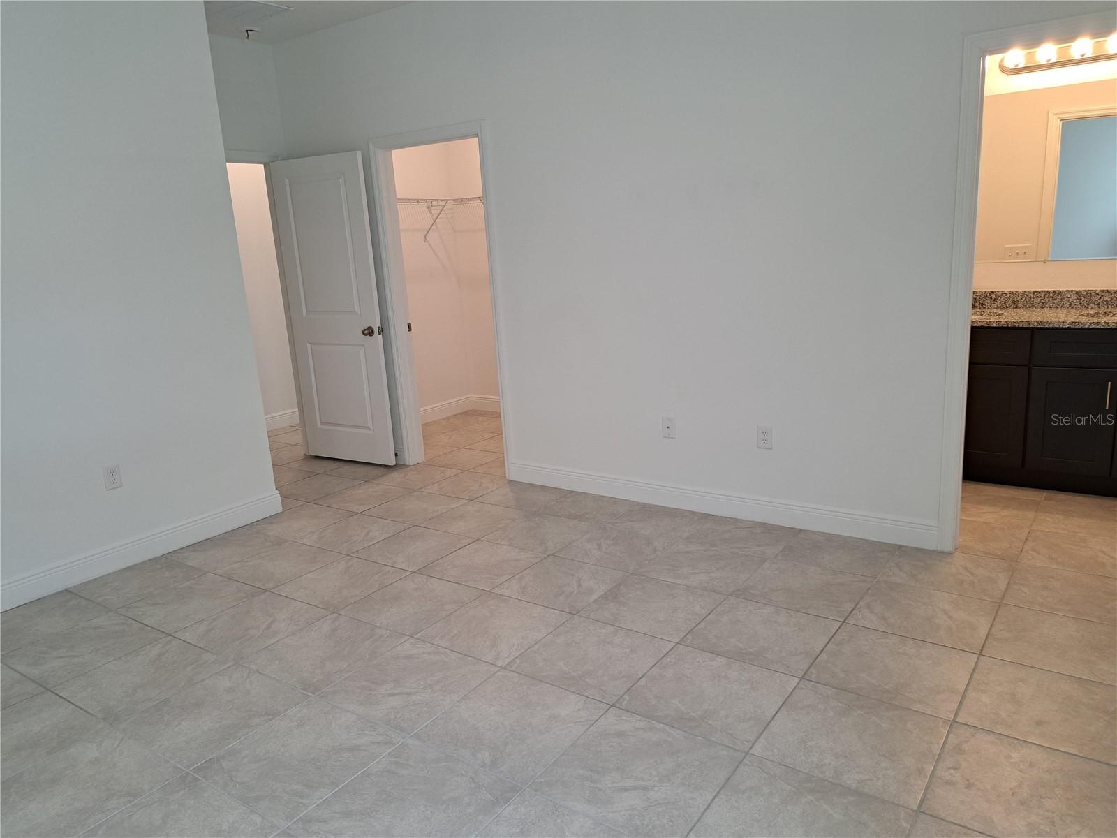 Image 33 of 39 For 16558 30th Terrace Road