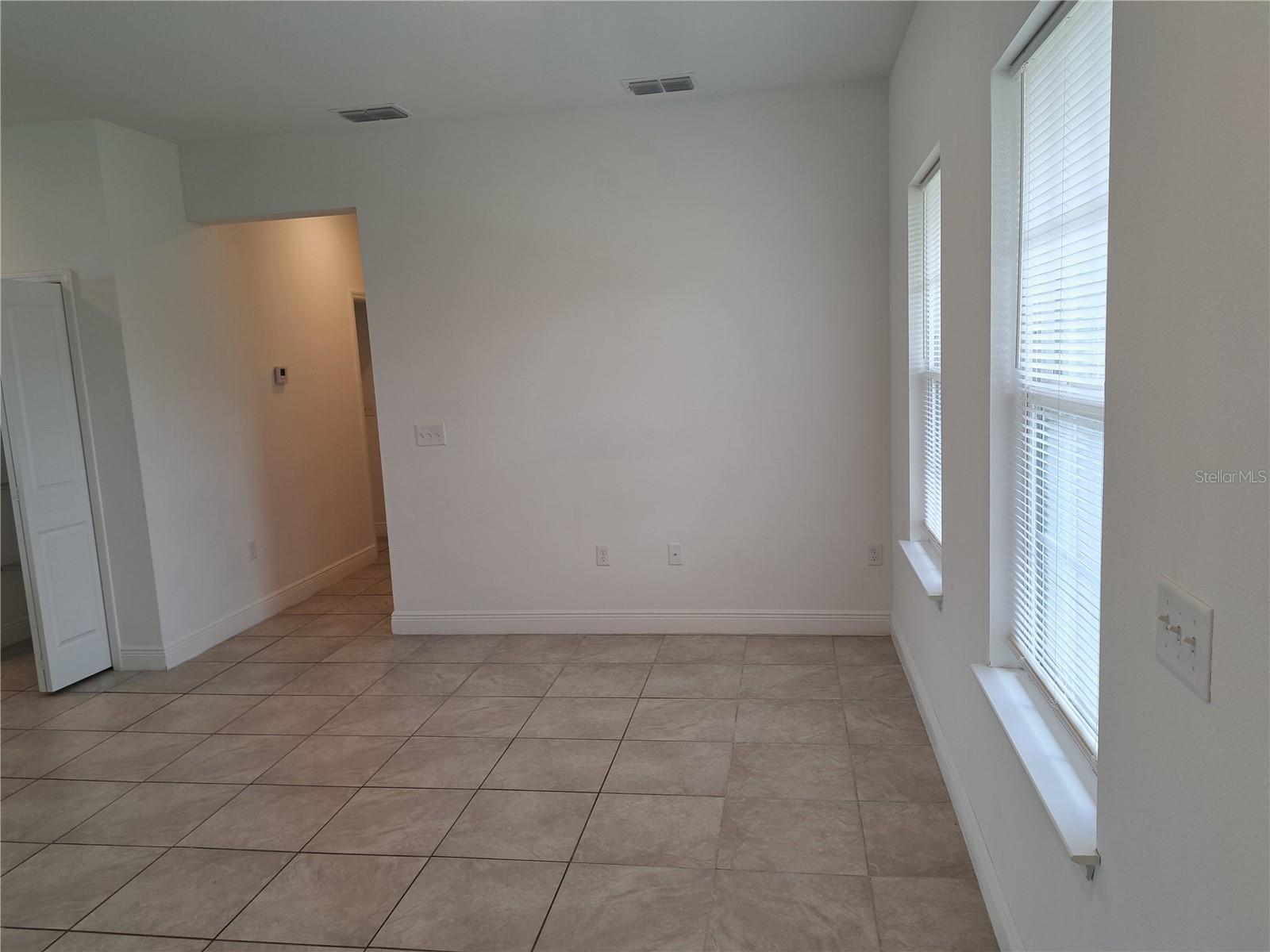 Image 5 of 39 For 16558 30th Terrace Road