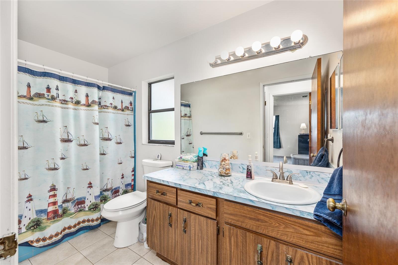 Image 21 of 29 For 8160 202nd Avenue