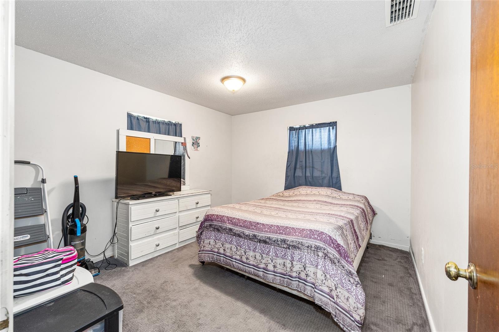 Image 23 of 29 For 8160 202nd Avenue