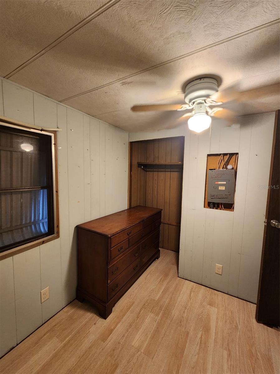 Image 12 of 30 For 9809 Fred Street