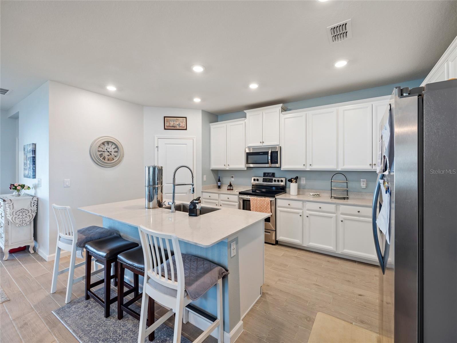 Image 11 of 51 For 7580 78th Terrace