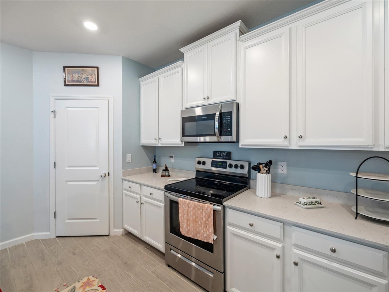 Image 12 of 51 For 7580 78th Terrace