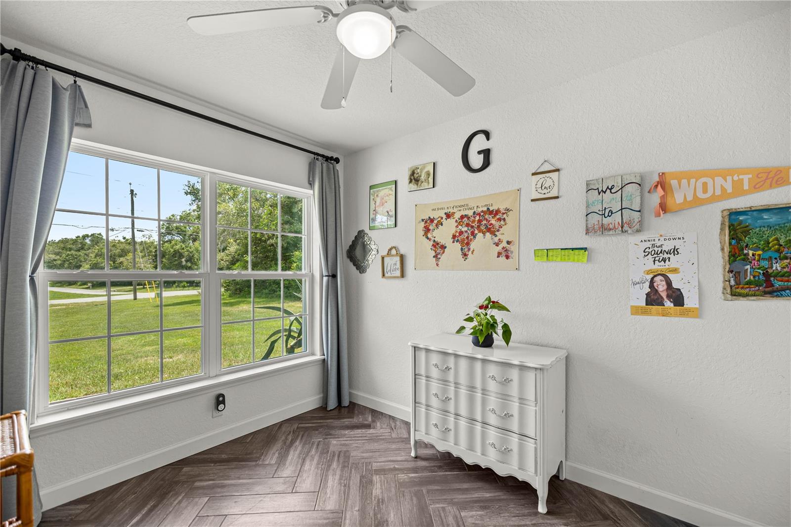 Image 12 of 34 For 20245 77th Street