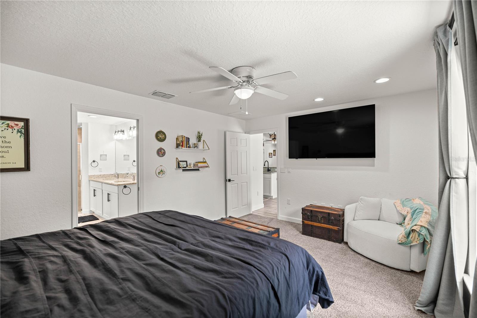 Image 13 of 34 For 20245 77th Street