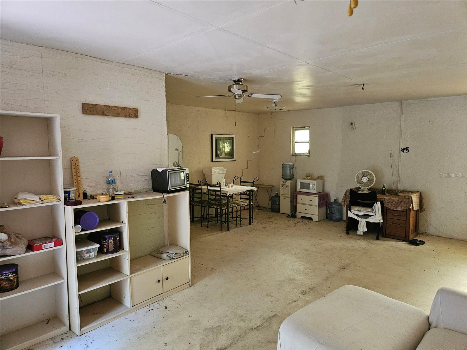 Image 6 of 9 For 10160 49th Court