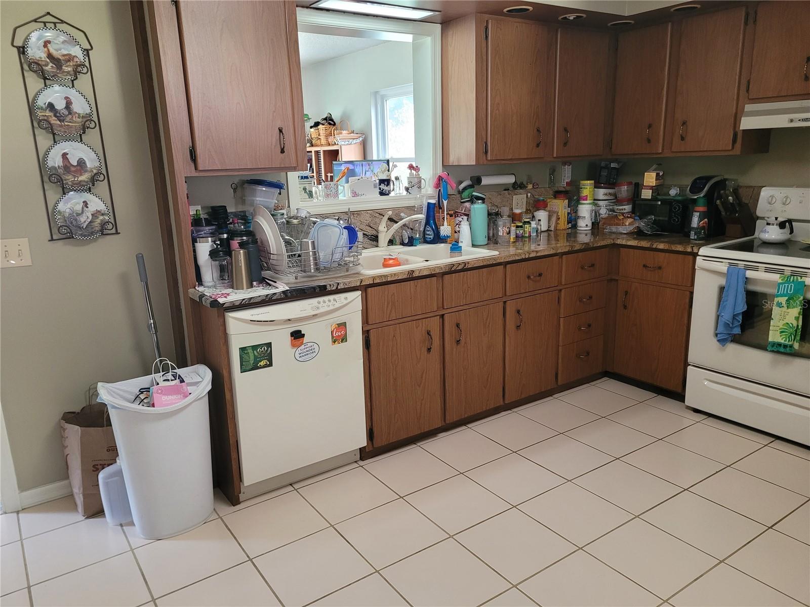 Image 16 of 25 For 14105 53rd Avenue