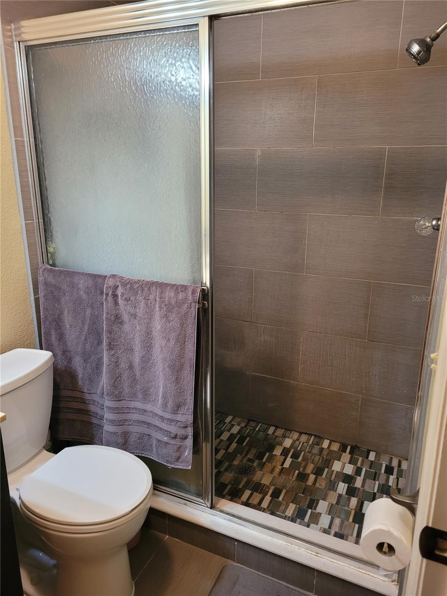 Image 6 of 25 For 14105 53rd Avenue
