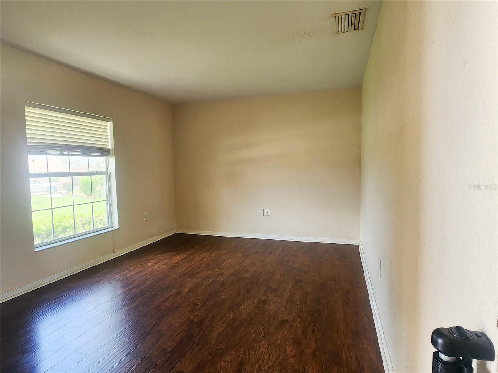Image 10 of 41 For 9907 54th Avenue
