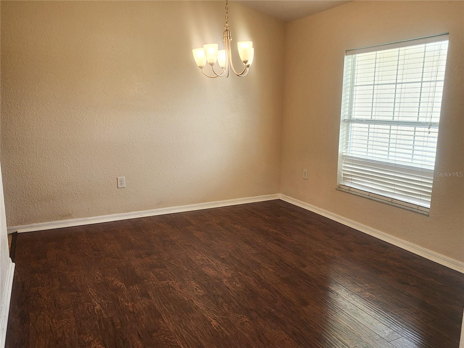 Image 12 of 41 For 9907 54th Avenue