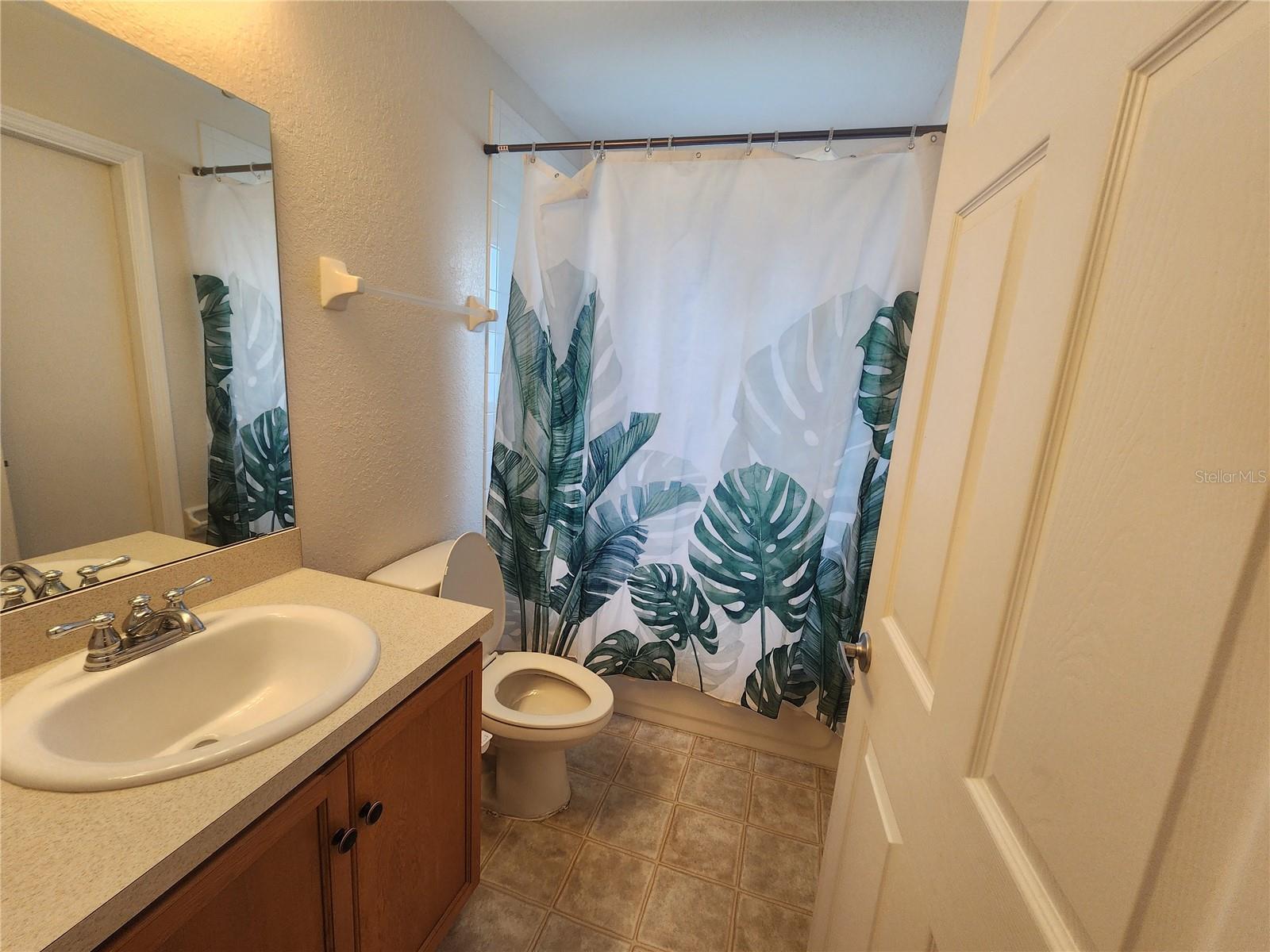 Image 32 of 41 For 9907 54th Avenue
