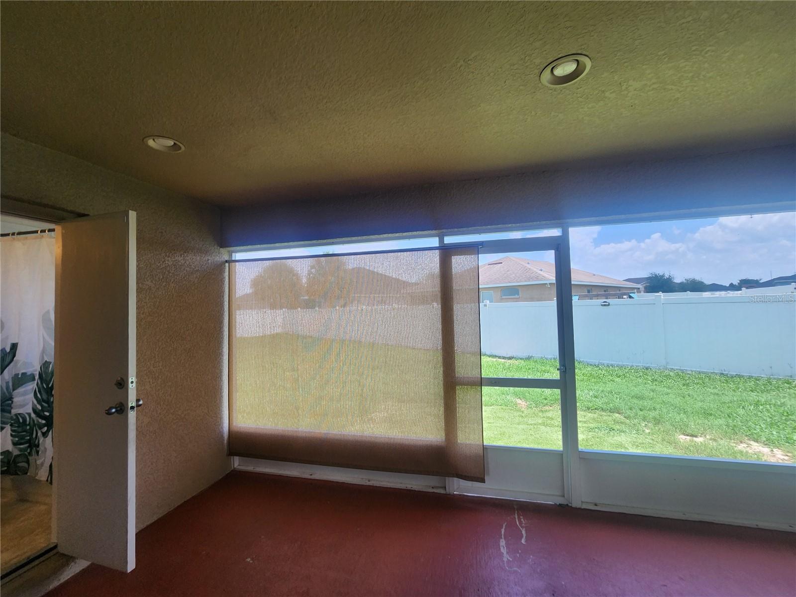Image 37 of 41 For 9907 54th Avenue