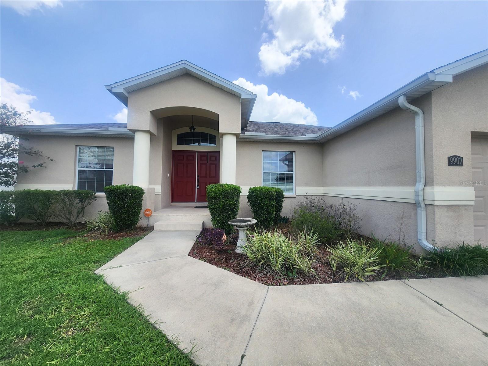 Image 4 of 41 For 9907 54th Avenue
