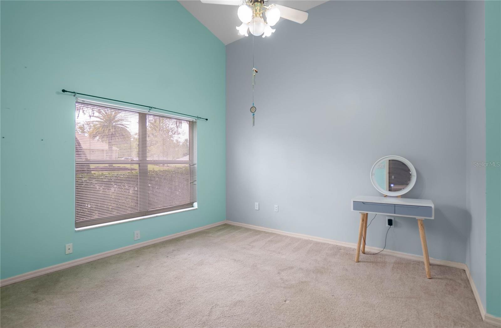 Listing photo id 22 for 1508 Marlborough Loop