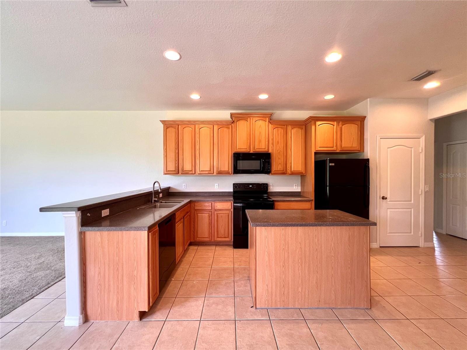 Image 5 of 20 For 3283 Hampton Boulevard