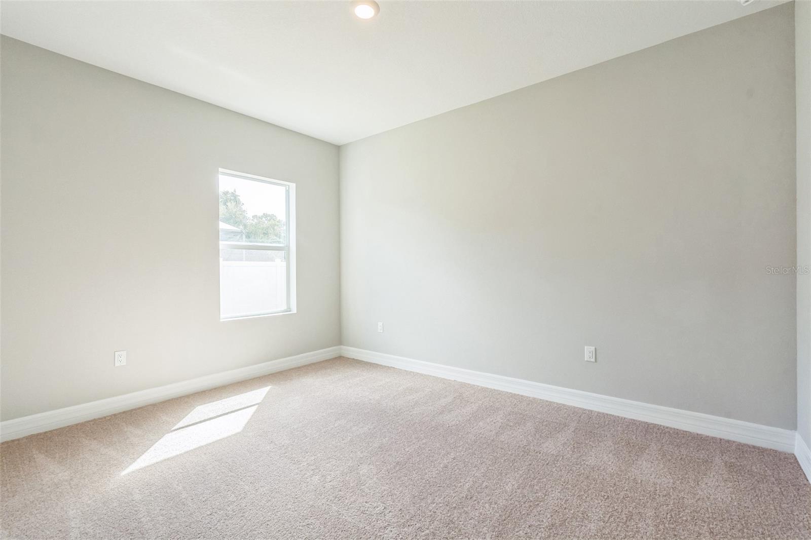 Image 18 of 27 For 3455 Henderson Lane