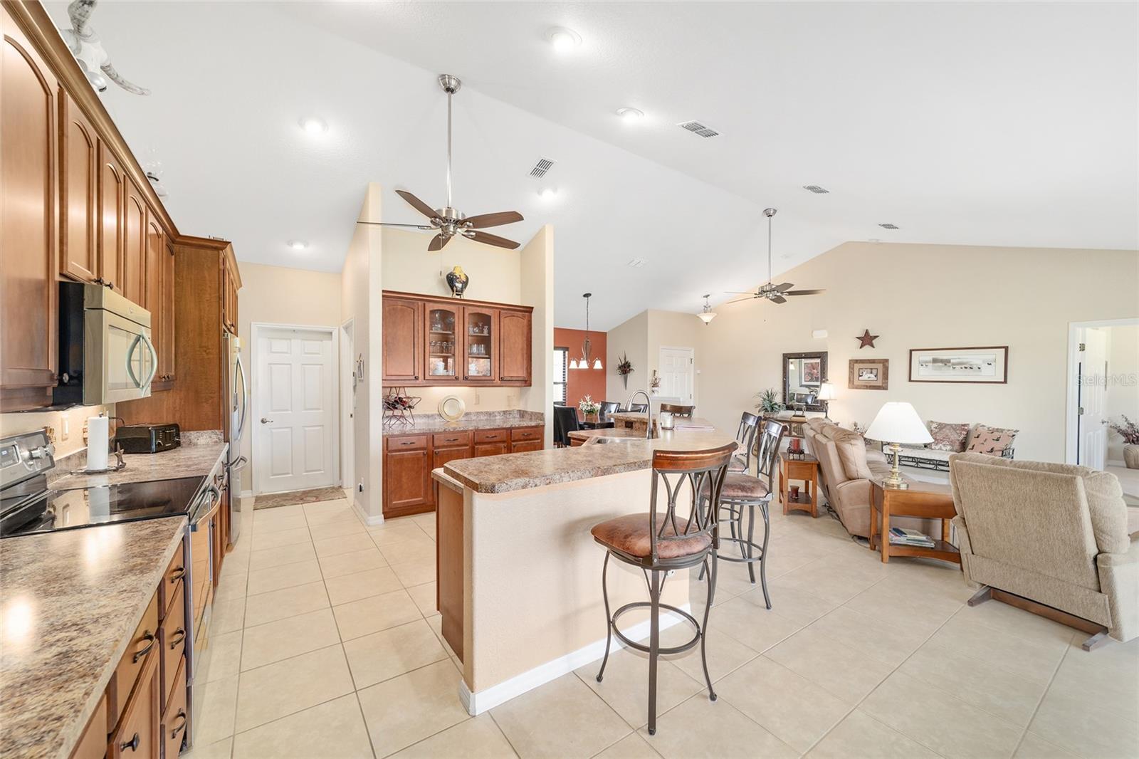 Image 7 of 44 For 2329 165th Street