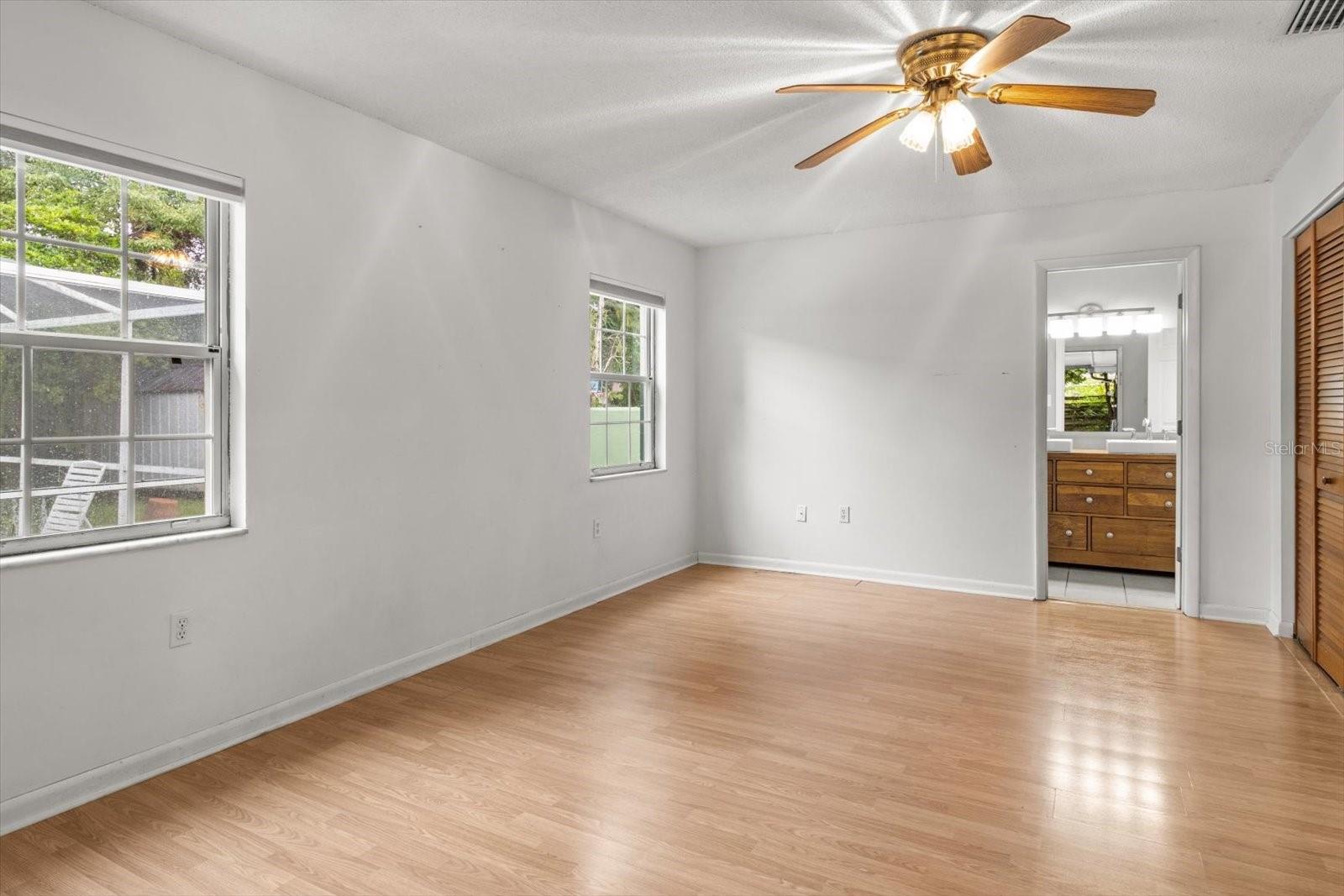 Image 16 of 46 For 4015 15th Street