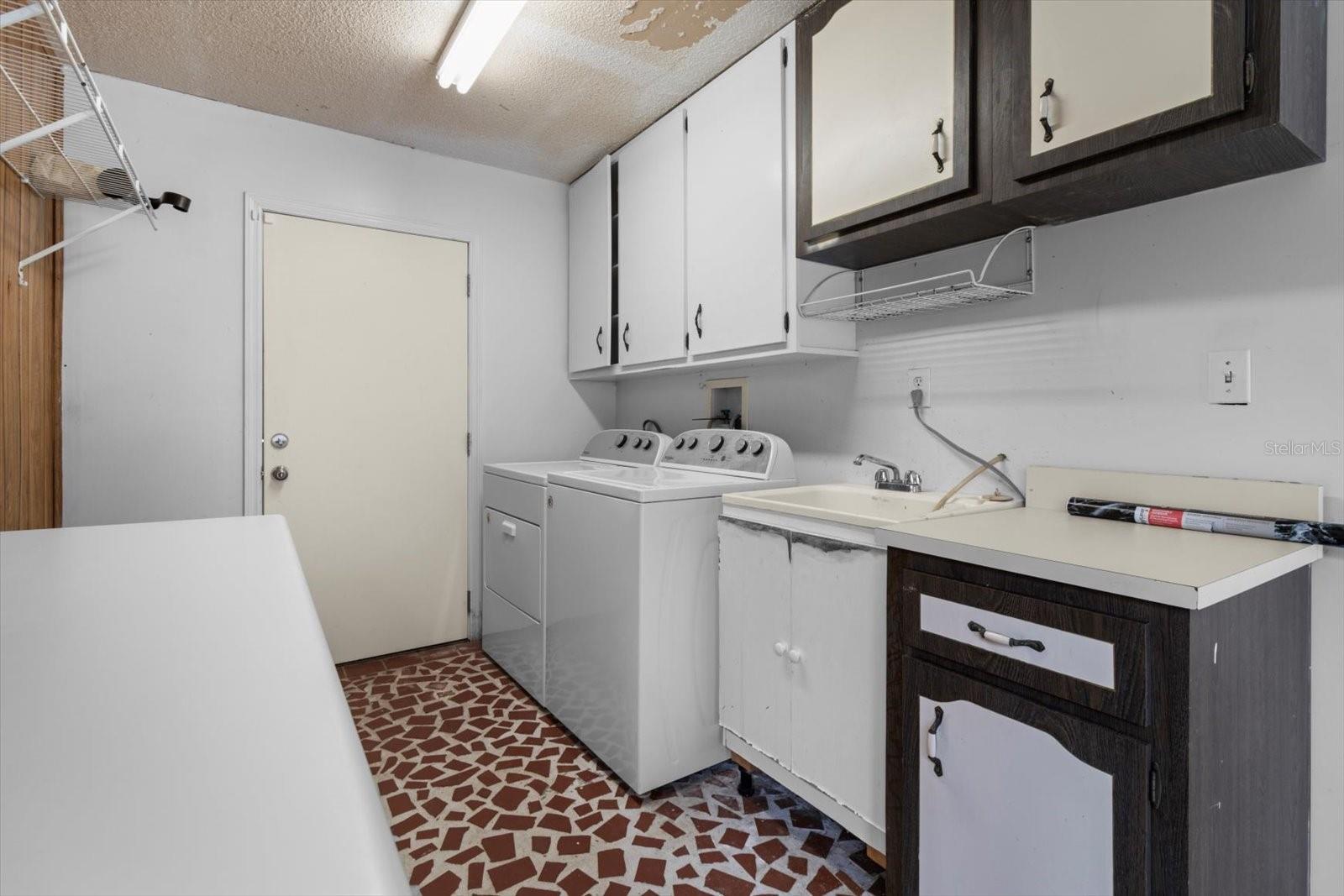 Image 29 of 46 For 4015 15th Street