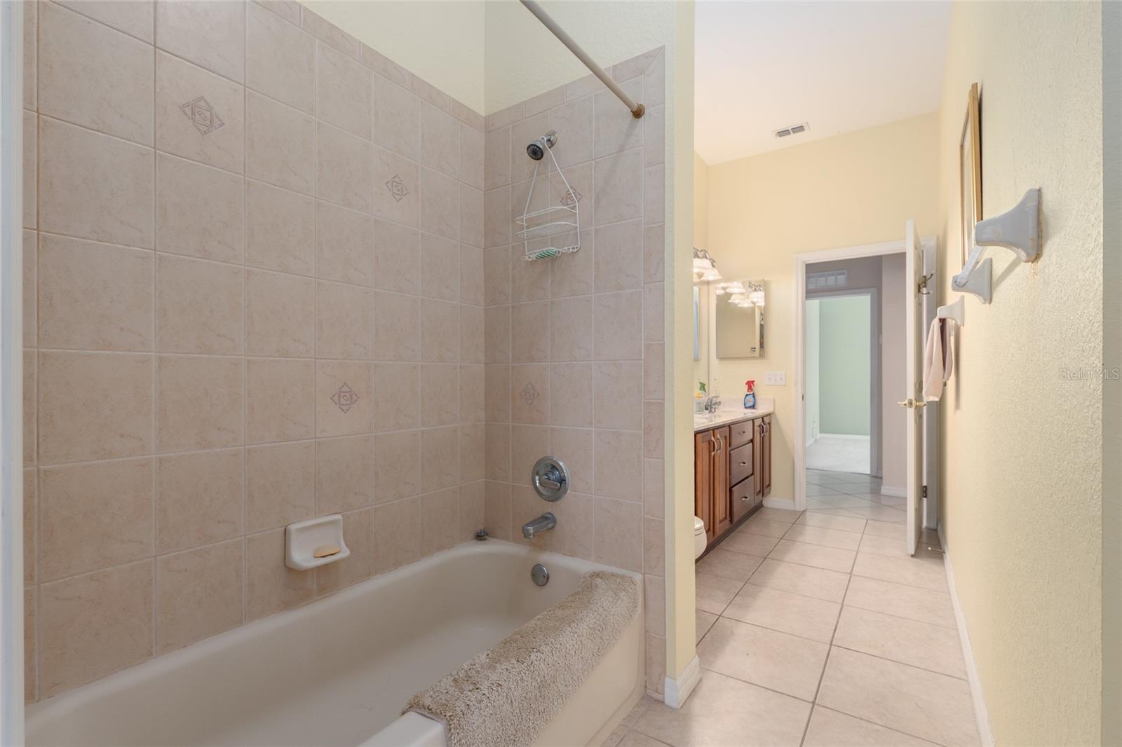 Image 61 of 67 For 11031 Sw 69th Cir