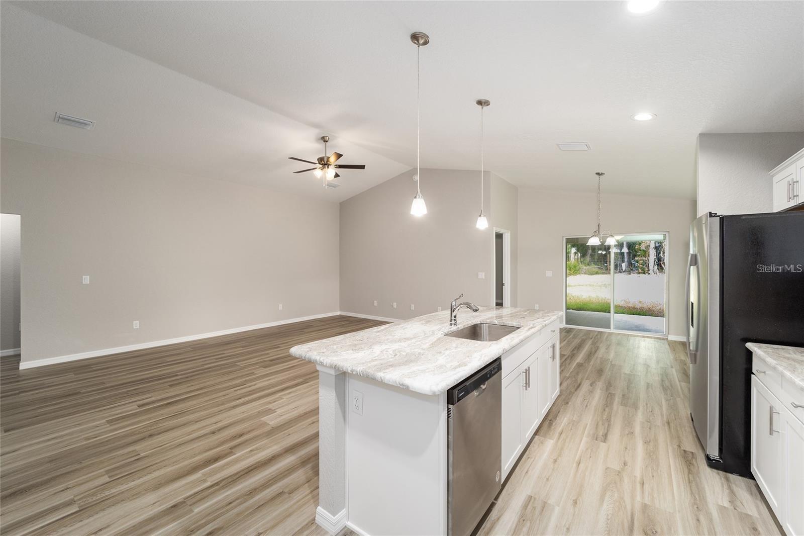 Image 11 of 27 For 14888 106th Avenue