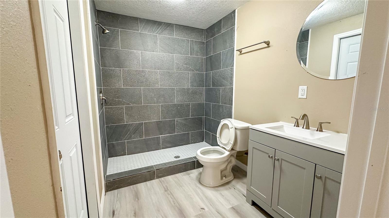 Image 9 of 29 For 1118 Cr 440  