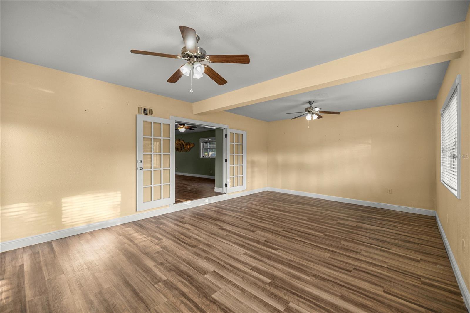 Image 13 of 70 For 2401 26th Street