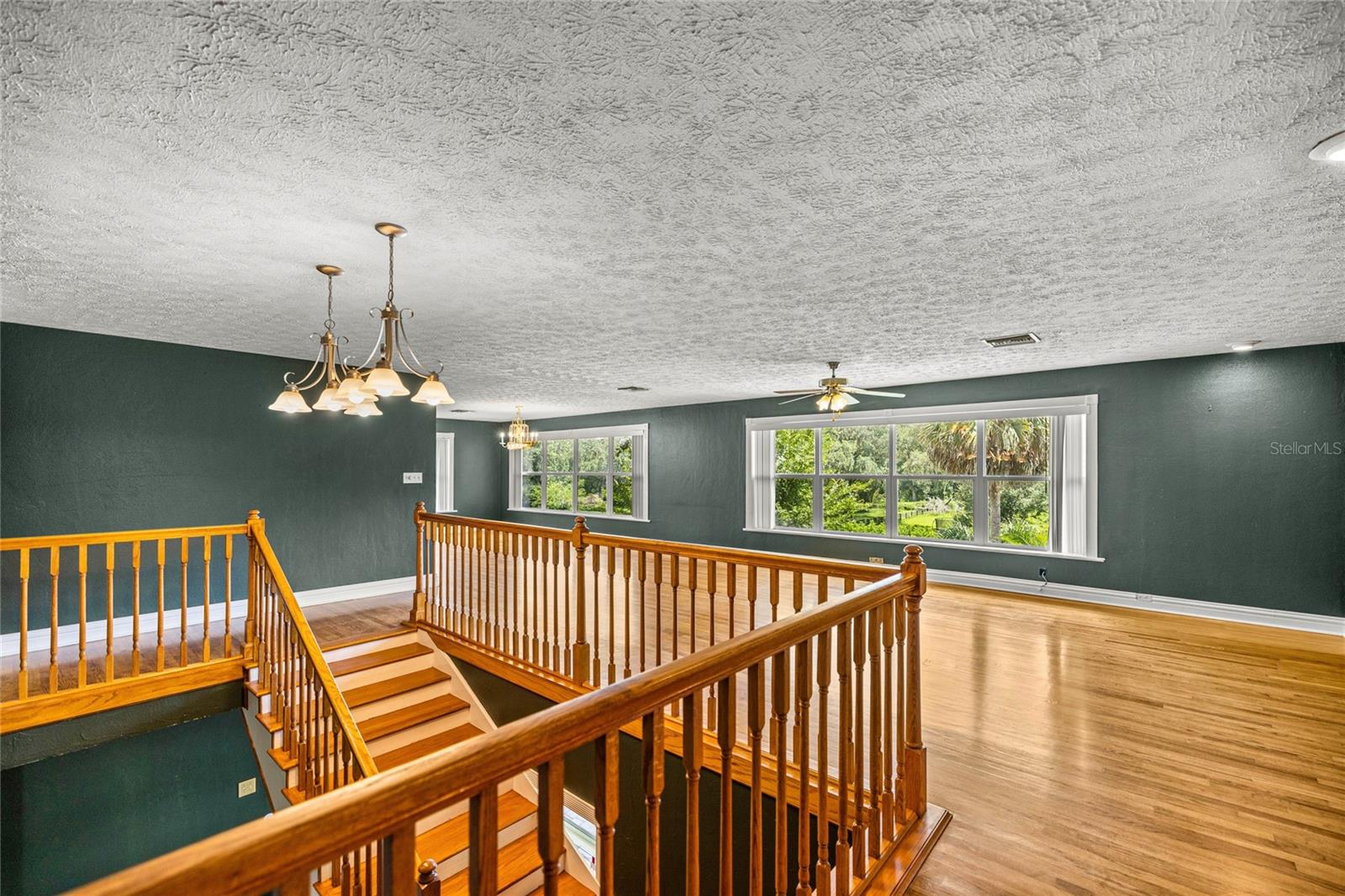 Image 19 of 70 For 2401 26th Street