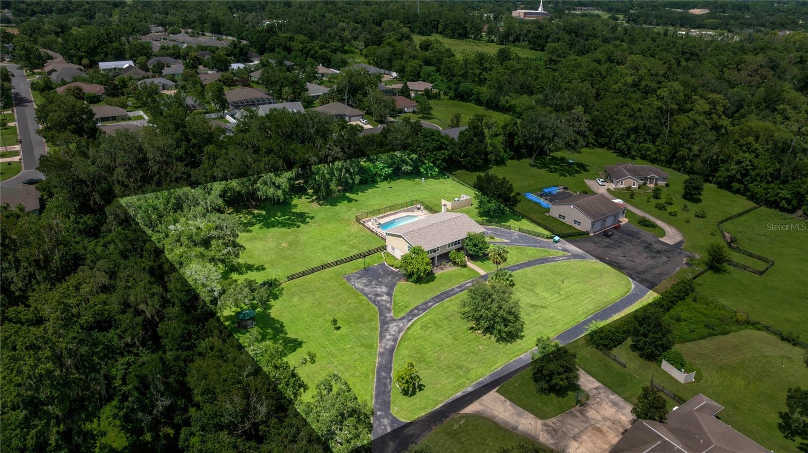 Image 2 of 70 For 2401 26th Street