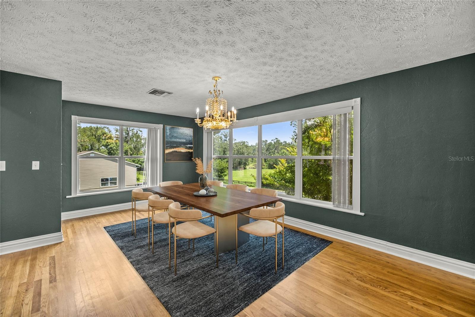 Image 23 of 70 For 2401 26th Street