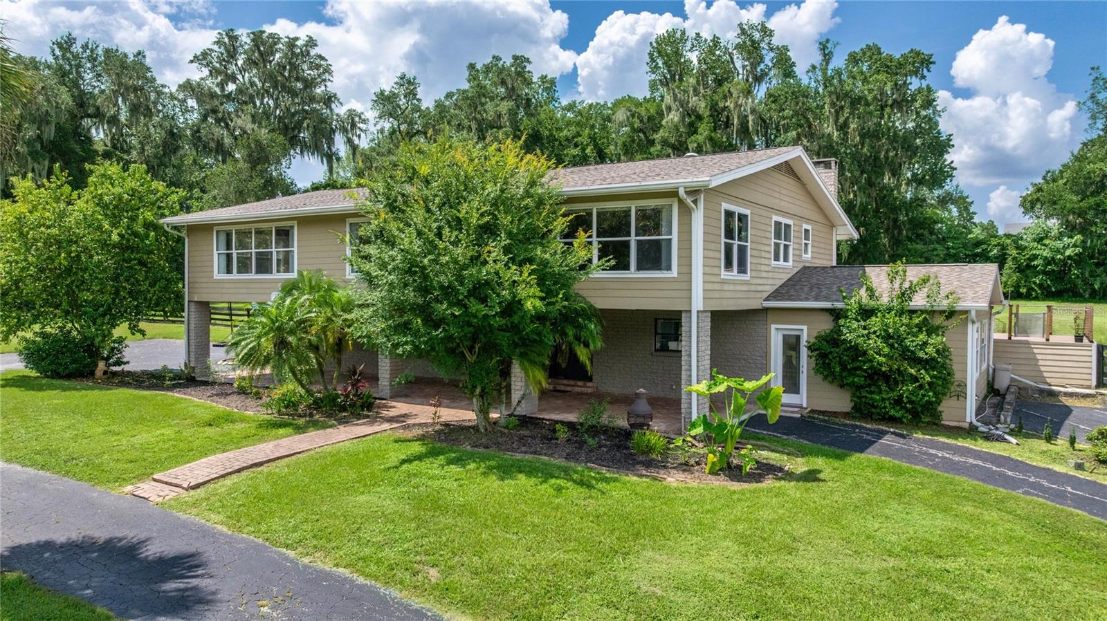 Image 3 of 70 For 2401 26th Street