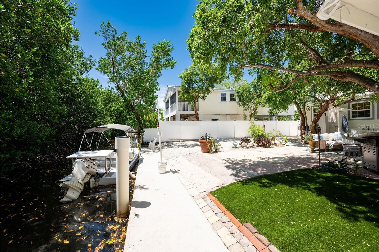 Image 76 of 95 For 7 Barcelona Drive