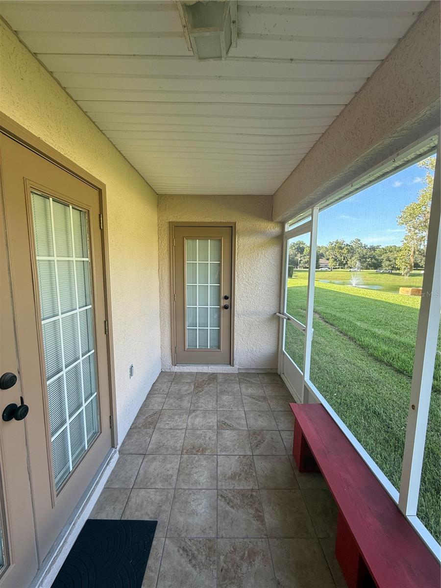 Listing photo id 19 for 2309 18th Circle
