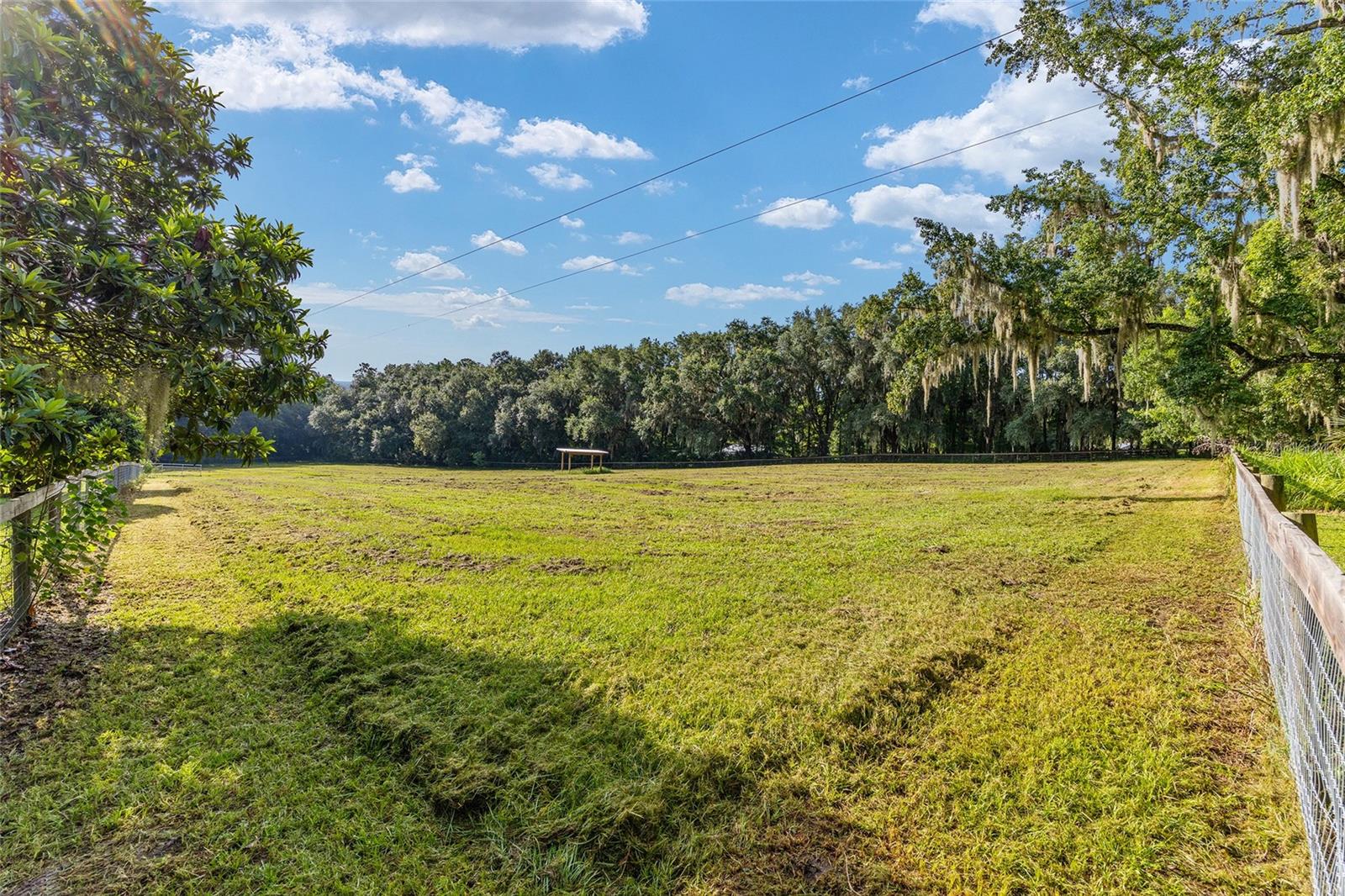 Image 70 of 96 For 22157 87th Avenue Road