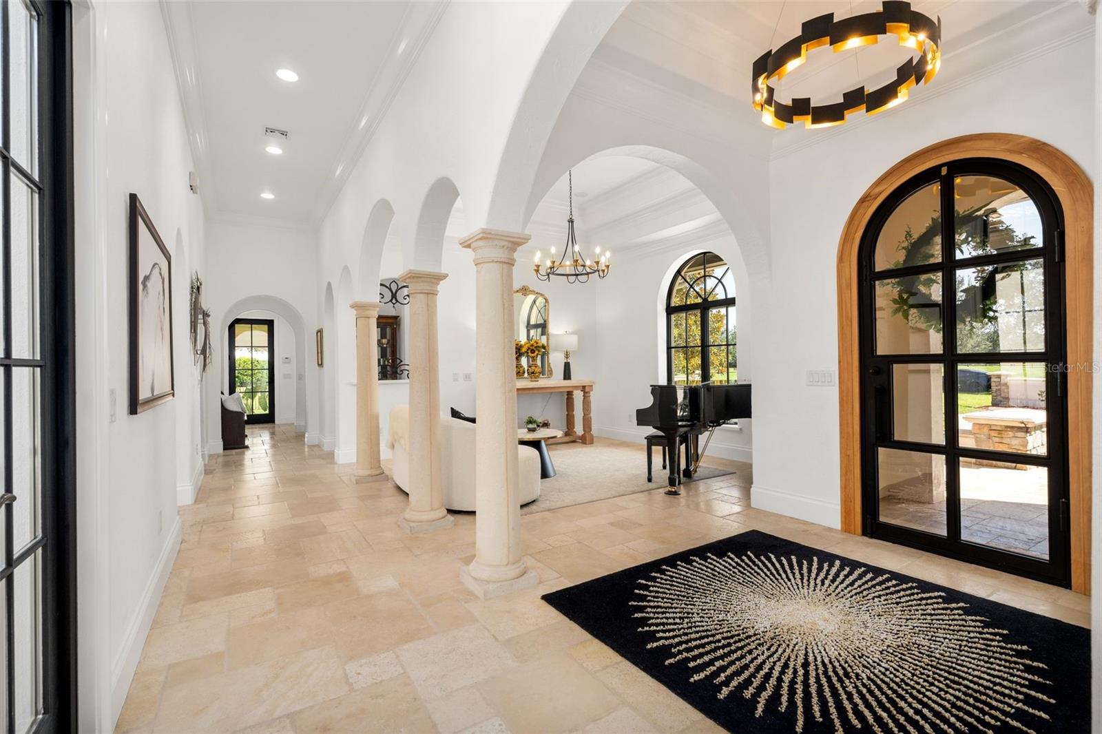Listing photo id 9 for 12345 140th Loop
