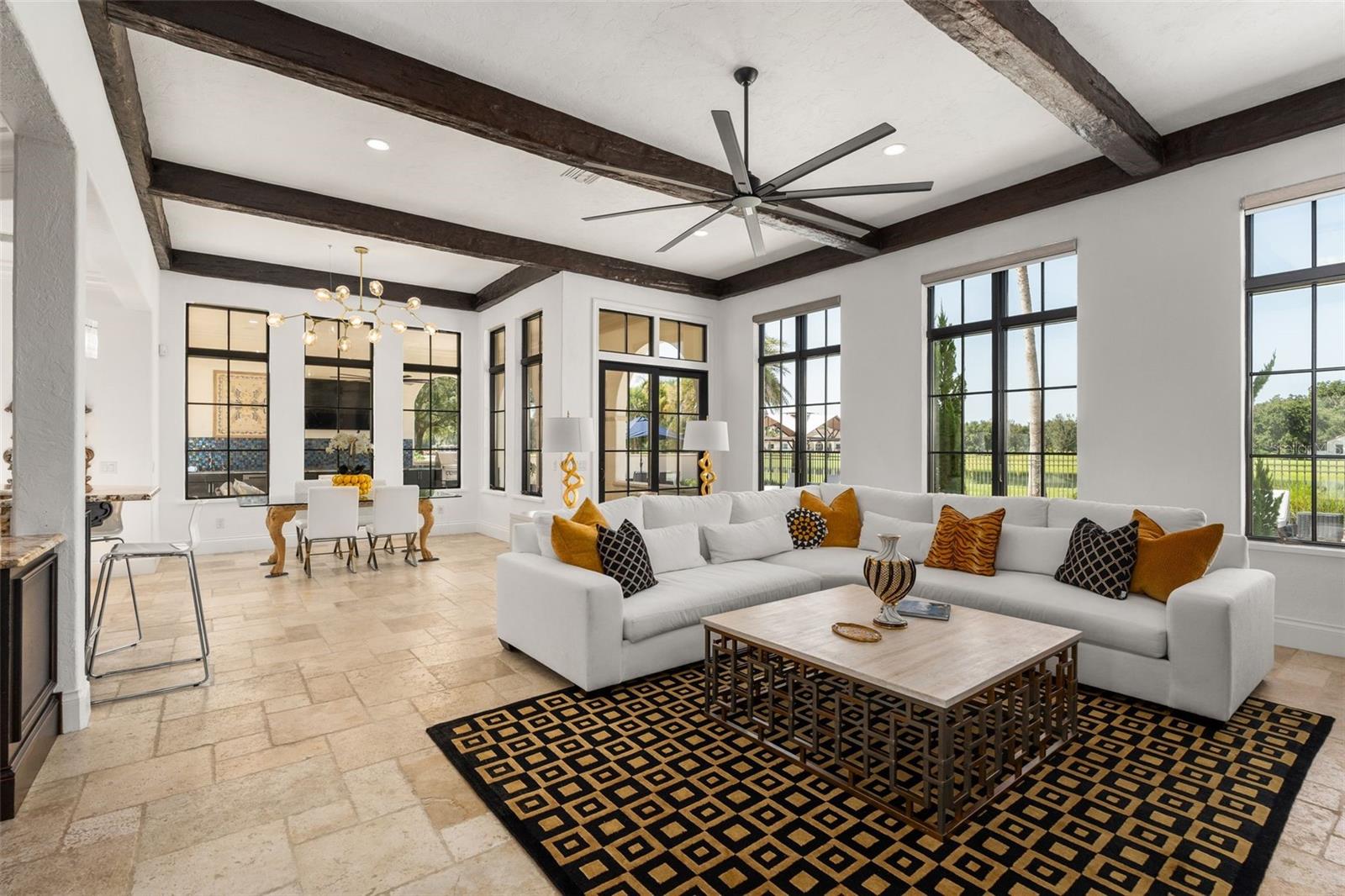 Listing photo id 19 for 12345 140th Loop