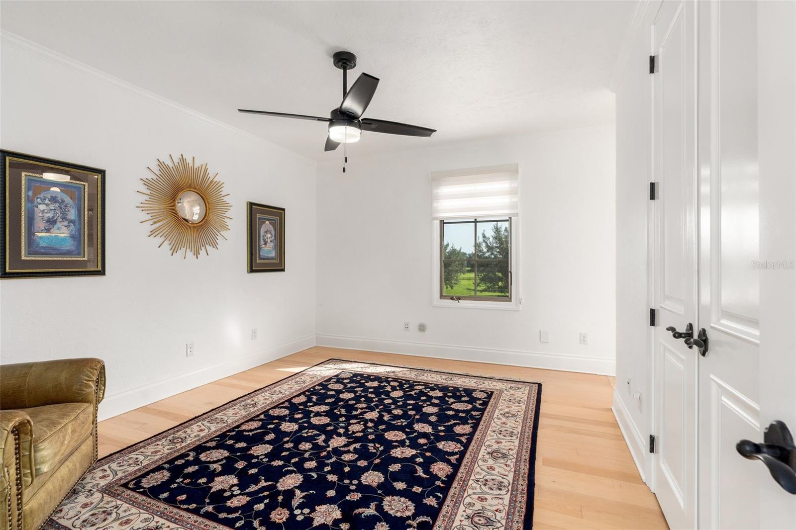 Listing photo id 41 for 12345 140th Loop