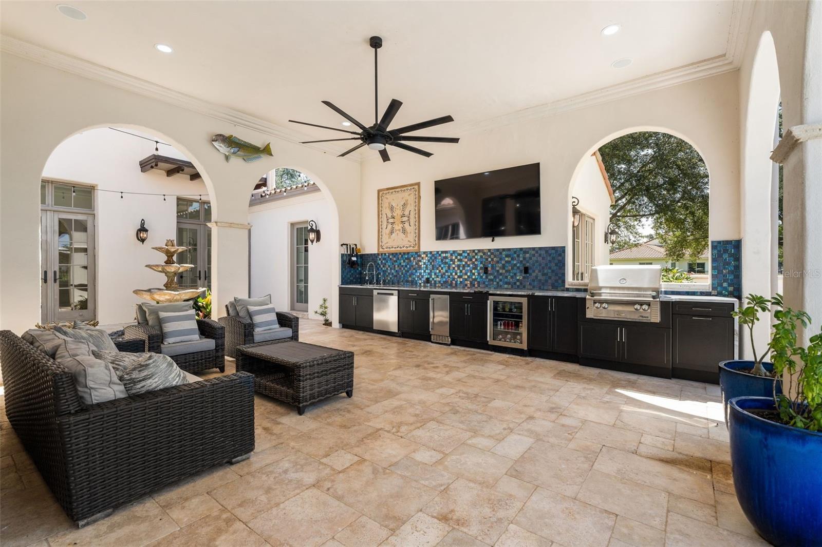 Listing photo id 47 for 12345 140th Loop