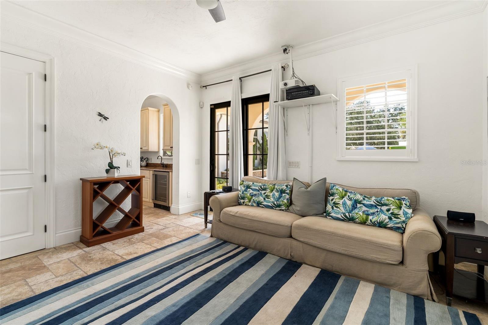Listing photo id 60 for 12345 140th Loop