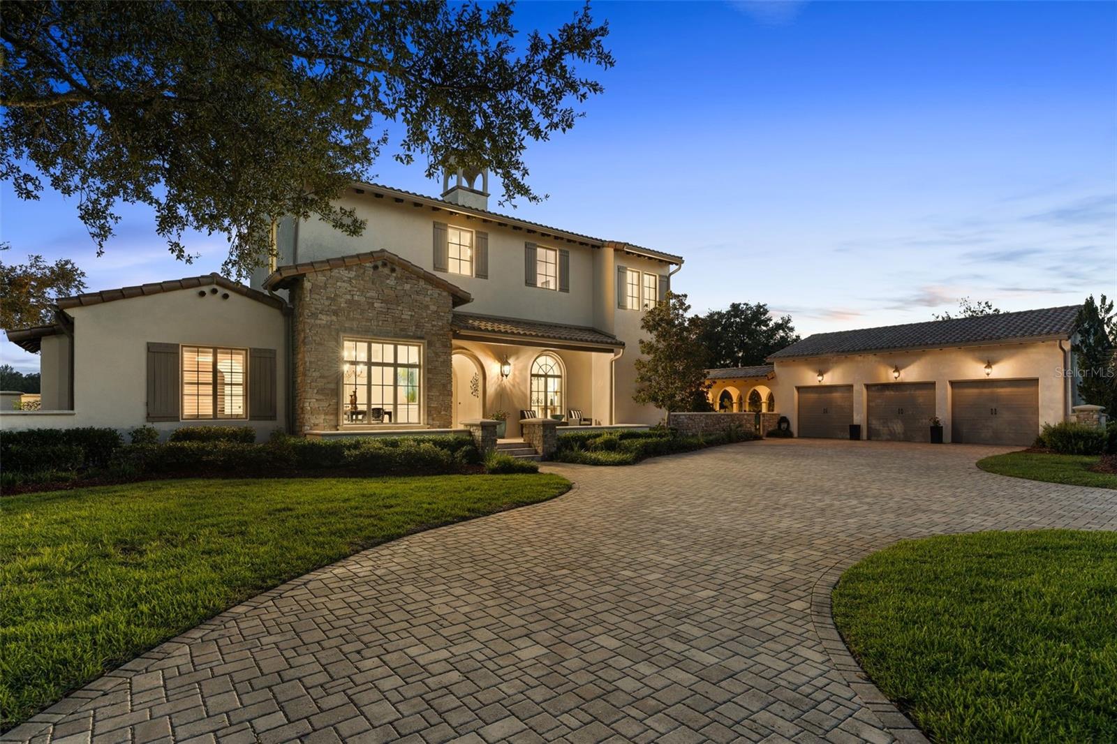 Listing photo id 74 for 12345 140th Loop