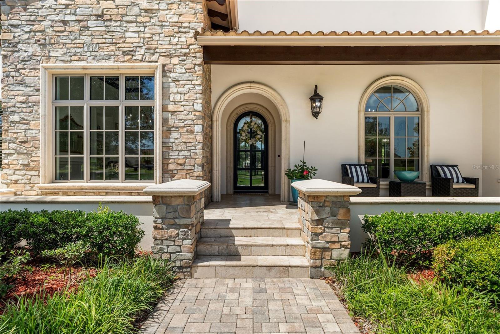 Listing photo id 6 for 12345 140th Loop