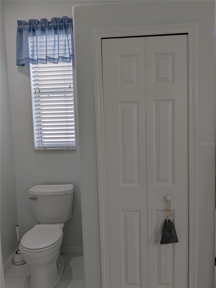 Image 41 of 100 For 15771 16th Terrace