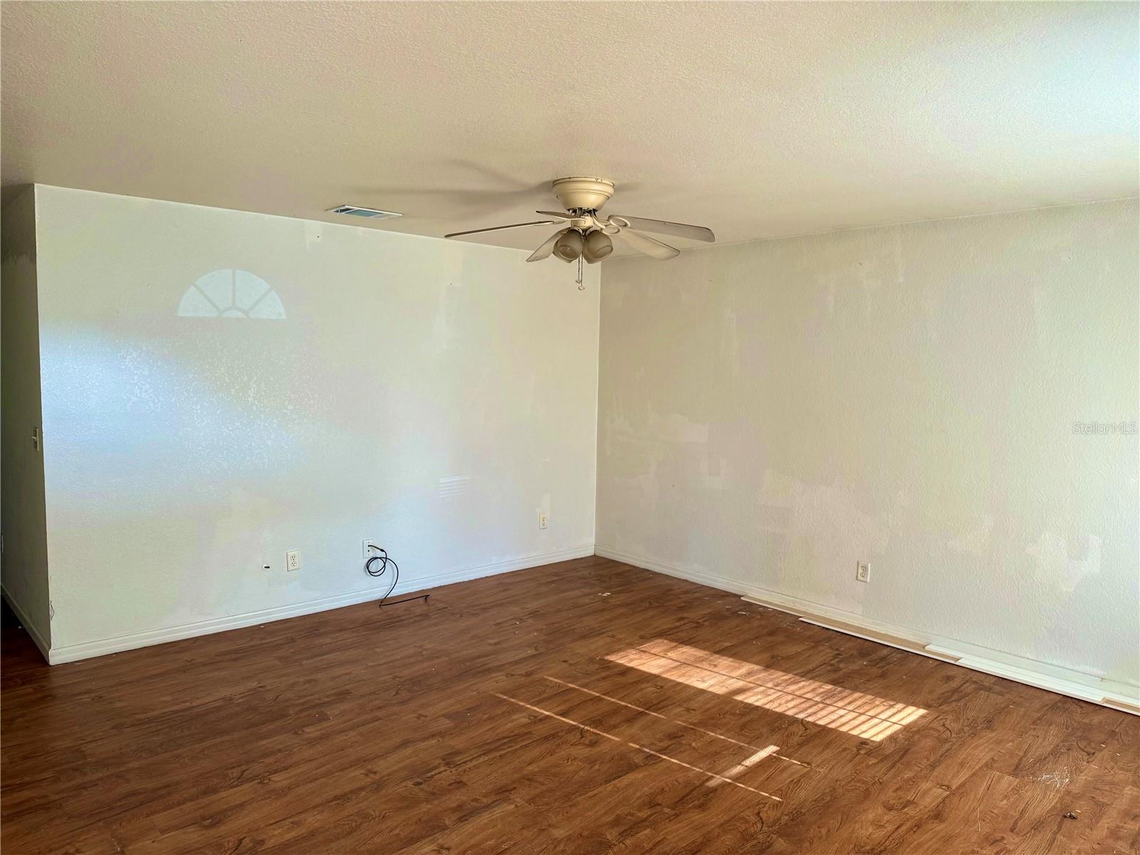 Image 10 of 23 For 280 9th Avenue