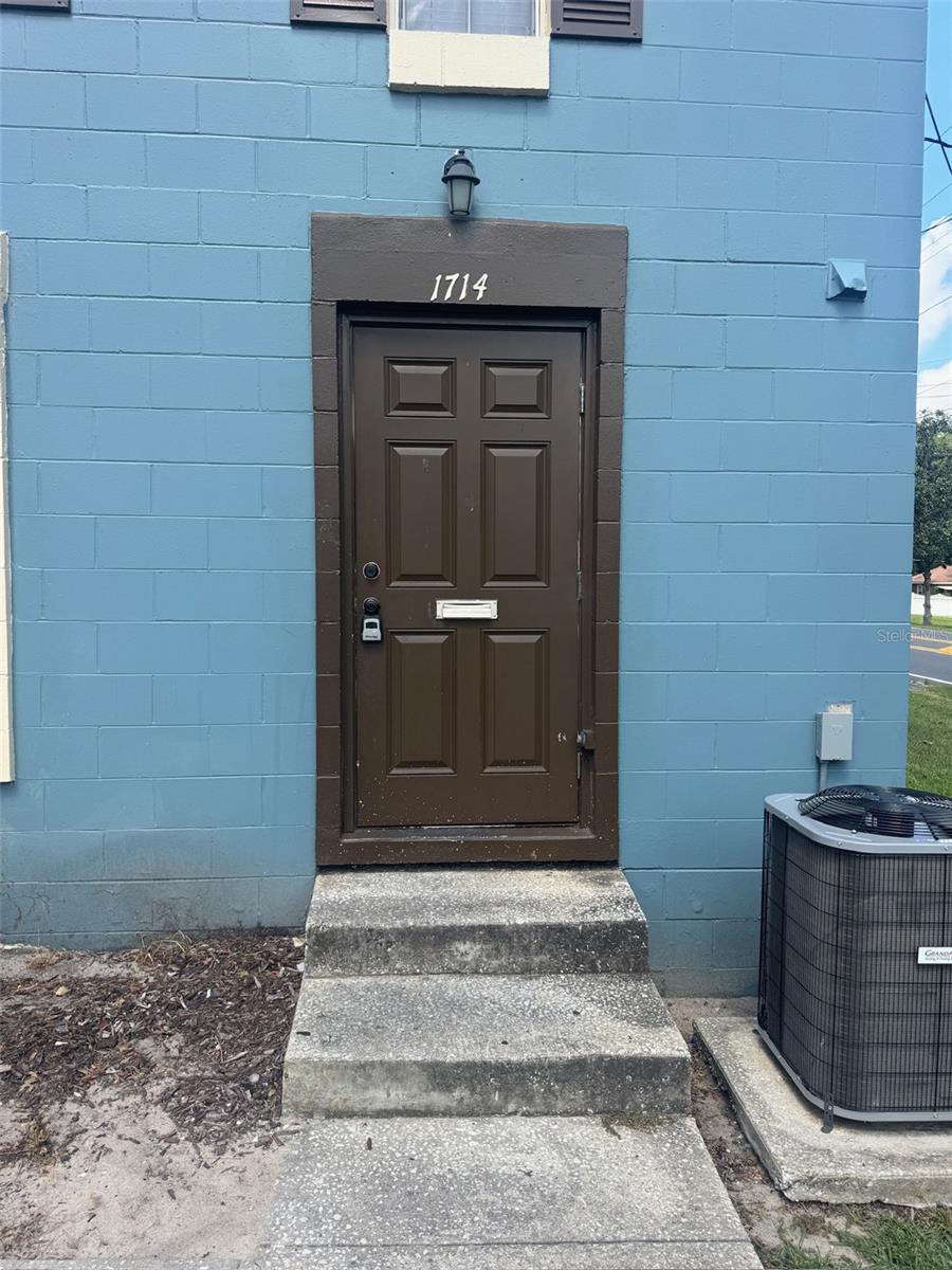 Image 2 of 16 For 1714-1714 3rd Street