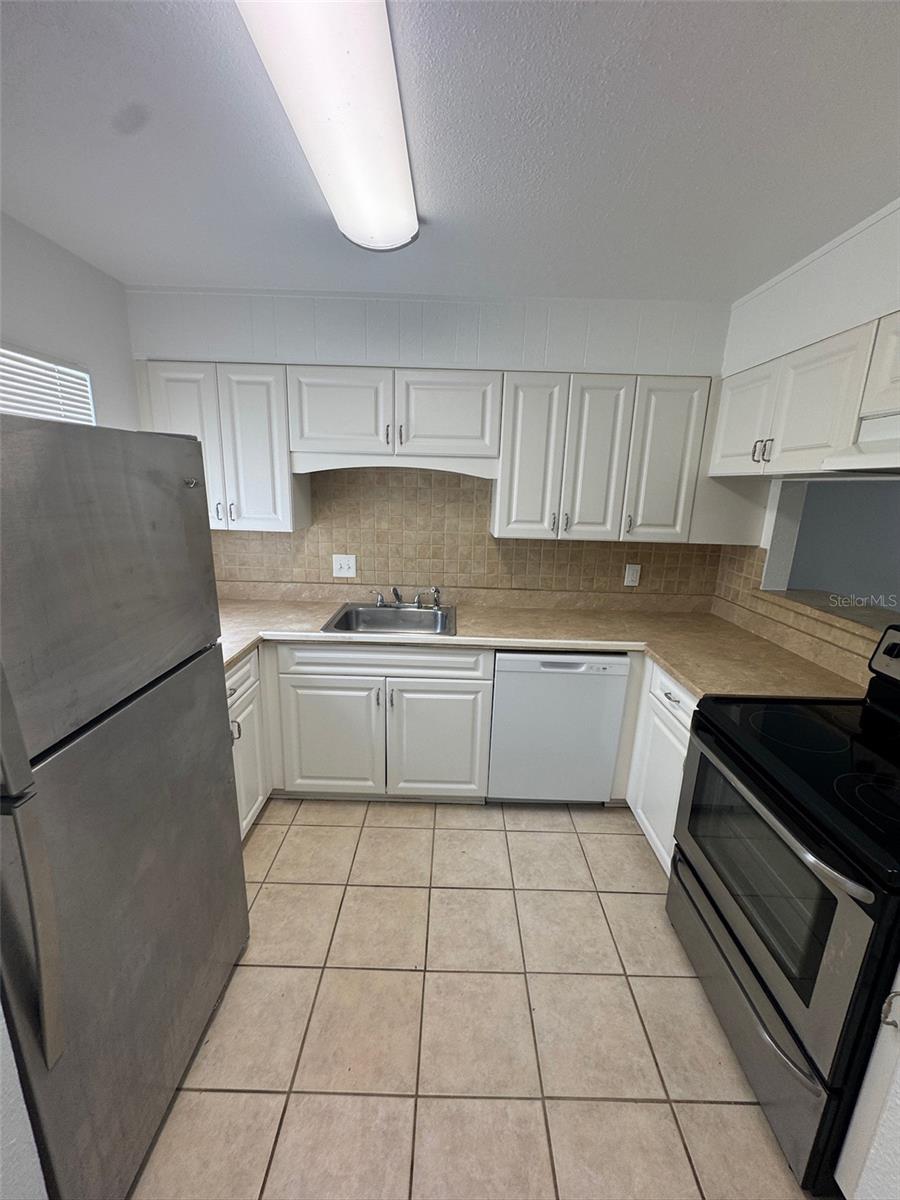 Image 4 of 16 For 1714-1714 3rd Street