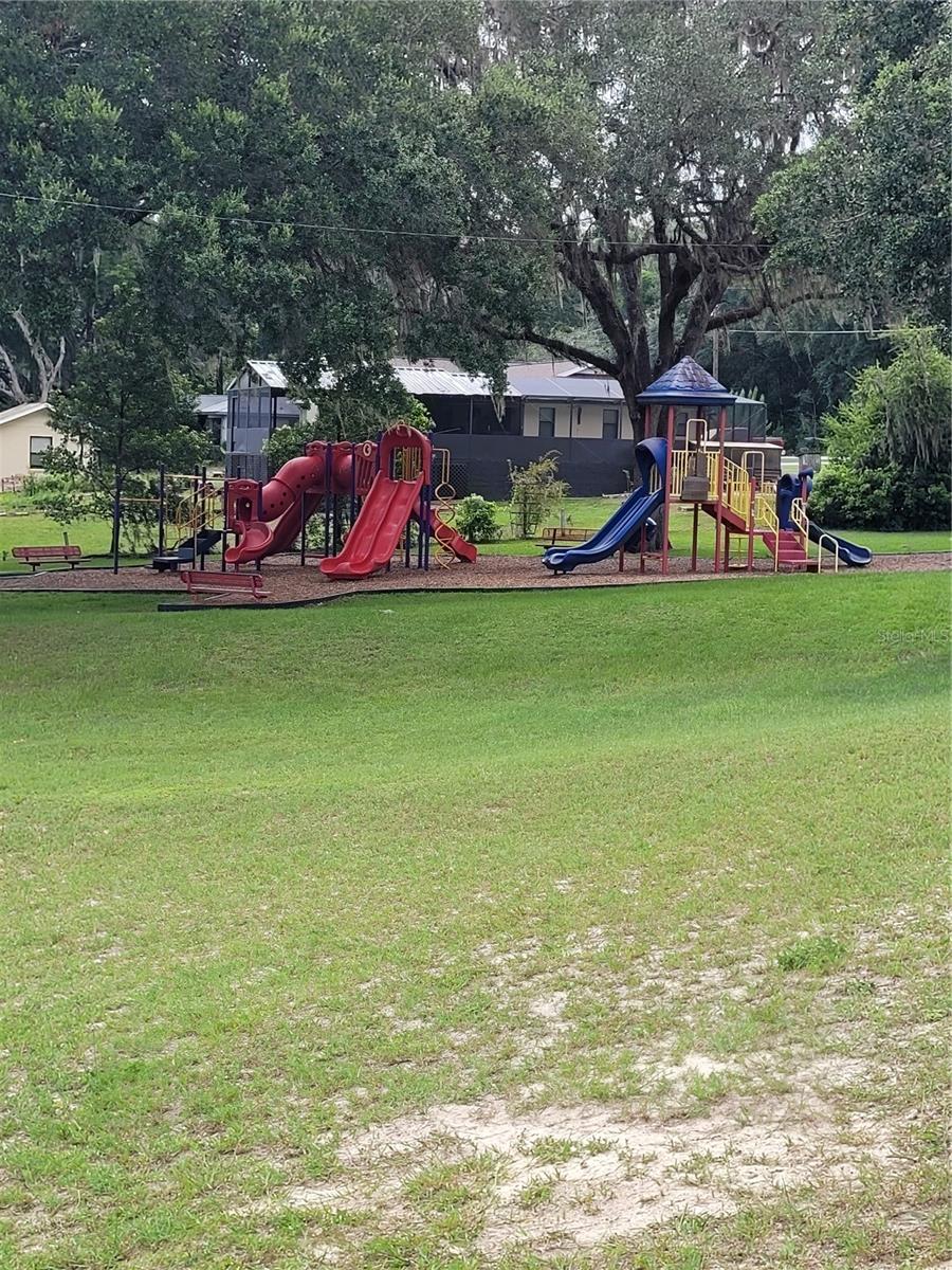 Image 19 of 24 For Lot 3 129 Court