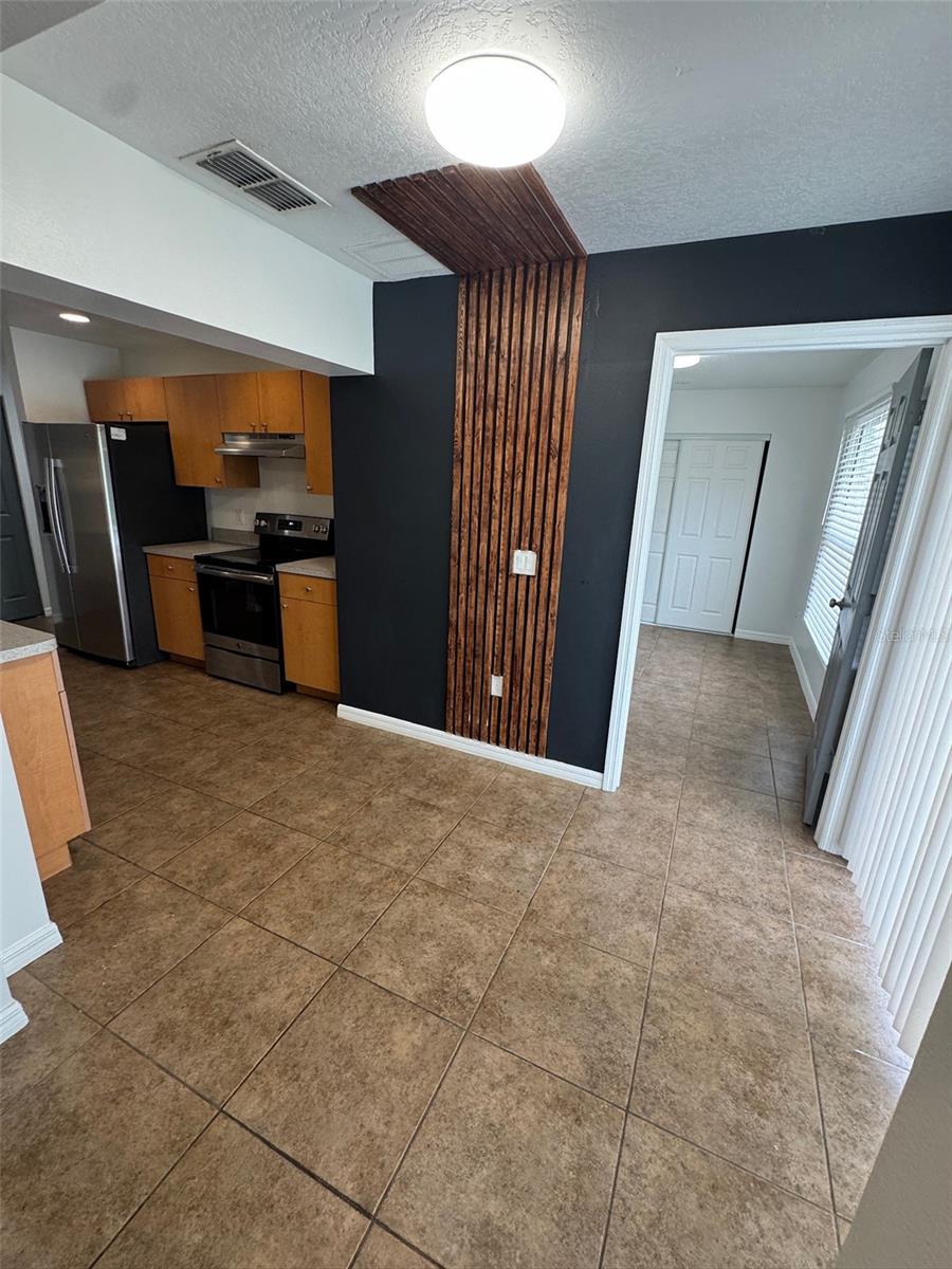 Image 14 of 20 For 3035-3035 Walnut Court