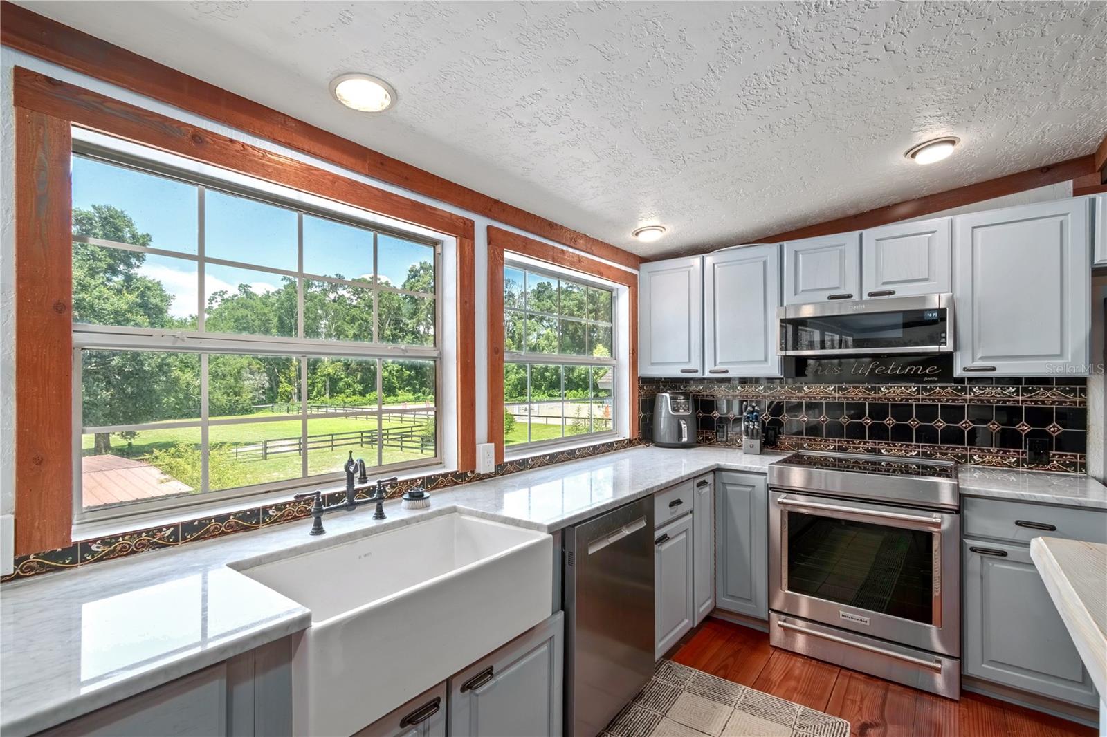 Image 20 of 85 For 619 117th Street