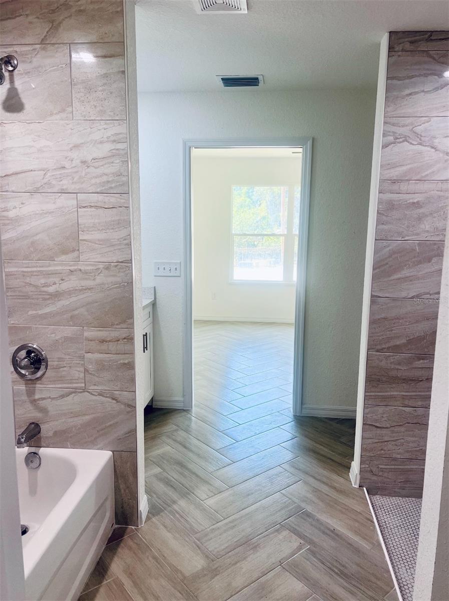 Image 20 of 26 For 4275 130 Place